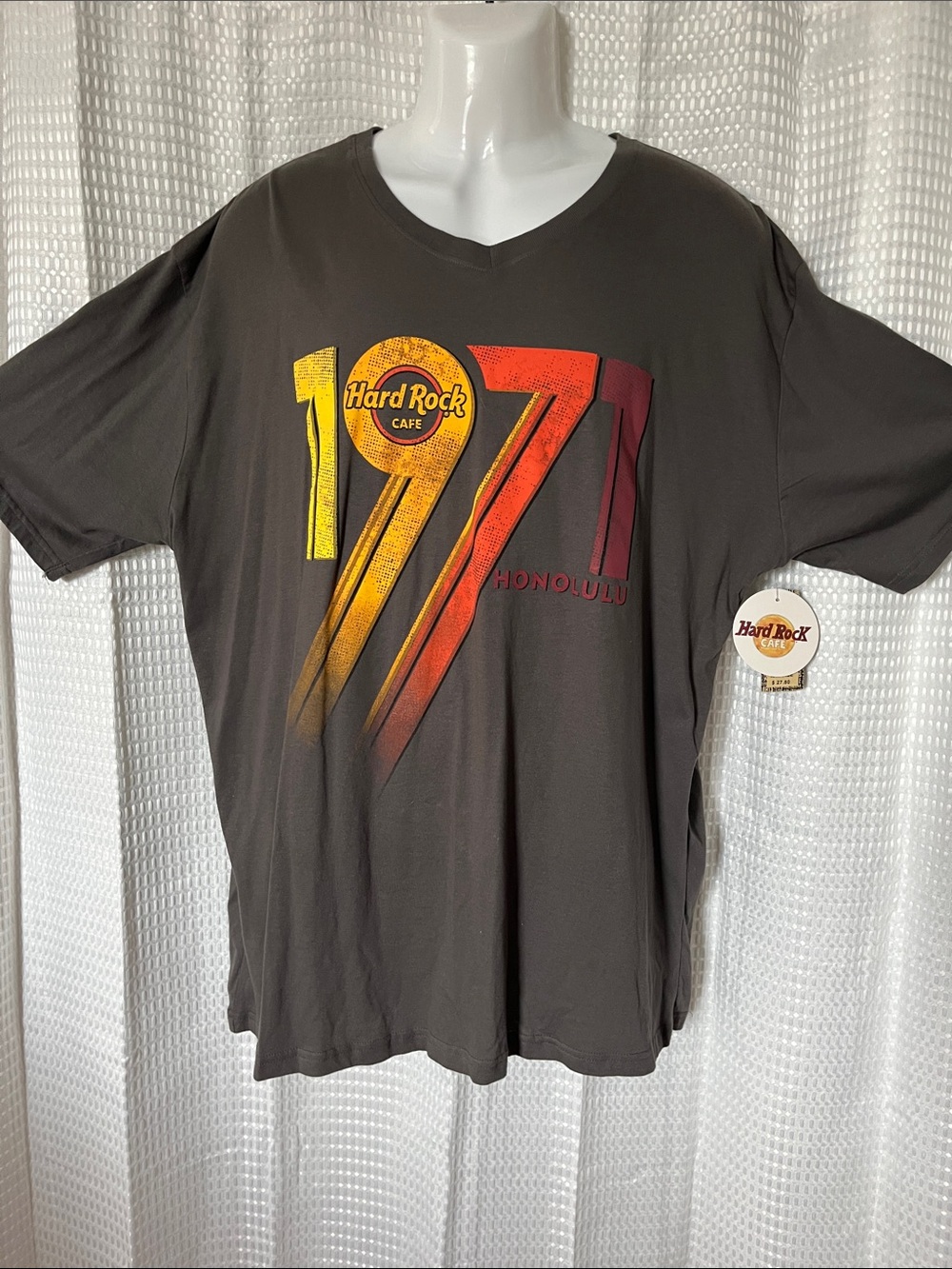 Hard Rock Cafe Retro 1971 Heritage Honolulu V-Neck Tee Smokey Grey XXL NWT - Picture 2 of 8
